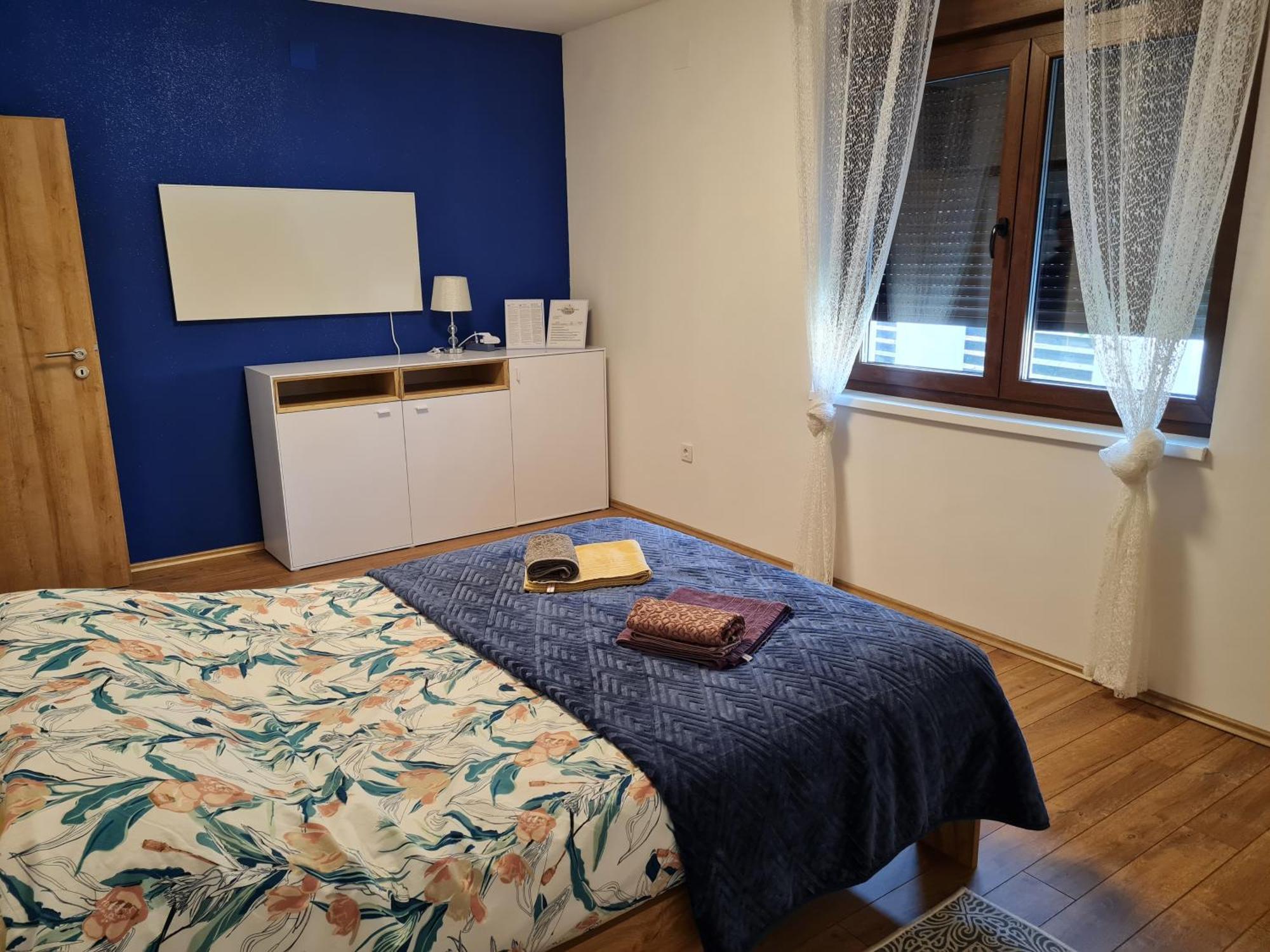 Old Town Road Apartment Karlovac Exterior photo